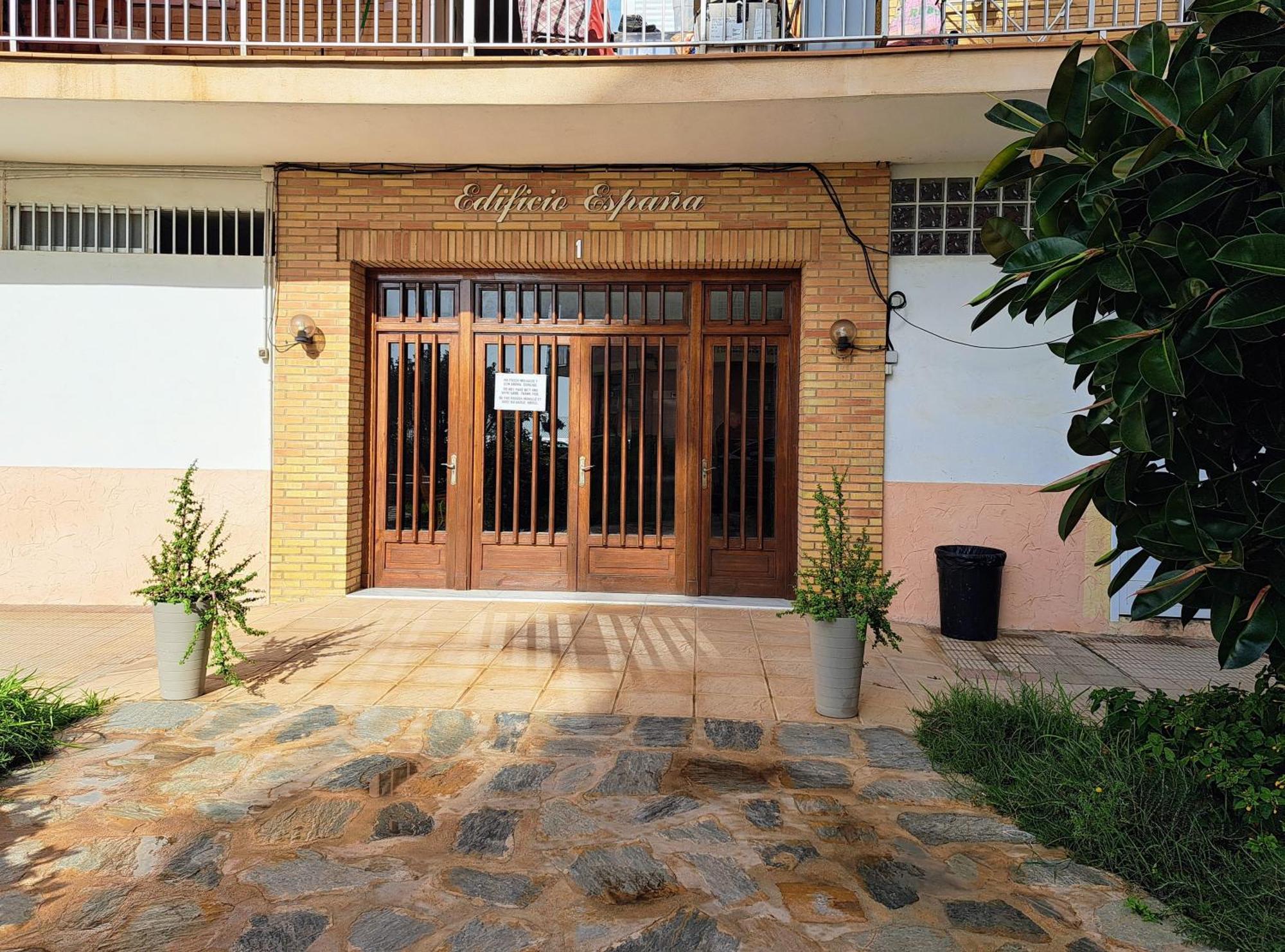 Garden Beach Apartment Torrevieja Zewnętrze zdjęcie
